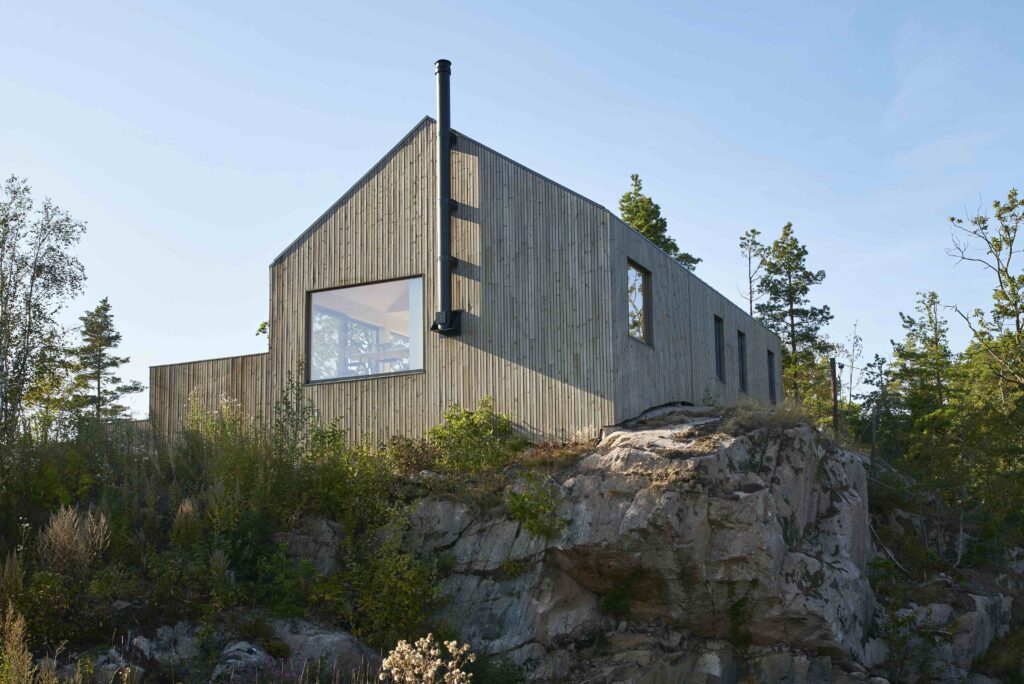 MøreRoyal kledning på hytte i Åkvåg